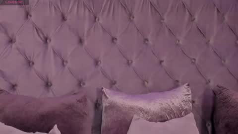 Regina  online show from February 2026 11:44:01 PM