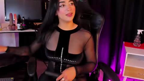   online show from October 2025 02:59:01 AM