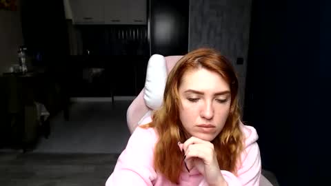 Regina online show from October 2025 12:58:01 AM