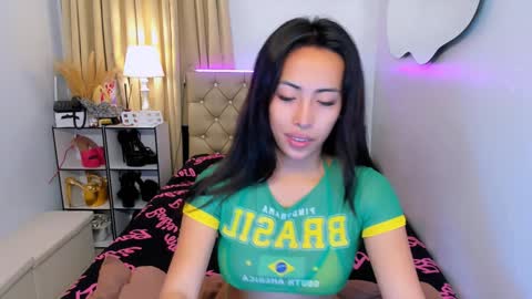 reighnempress online show from February 2025 01:11:01 AM