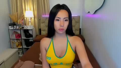 reighnempress online show from March 2025 01:48:01 AM