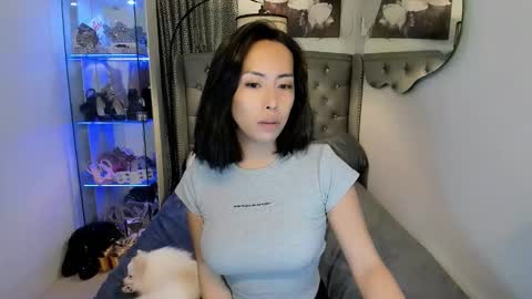 reighnempress online show from October 2025 02:44:01 AM