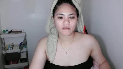 reign2525 online show from September 2025 12:29:01 PM