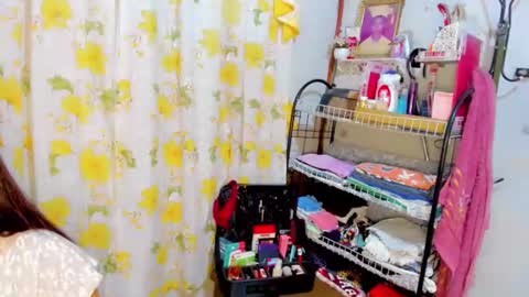 Snapshot of reigning_ivy chatting on December 2024 12:28:01 PM Red Ivy online show from December 2024 12:28:01 PM