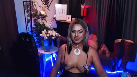 Red Ivy online show from March 2026 07:29:01 PM