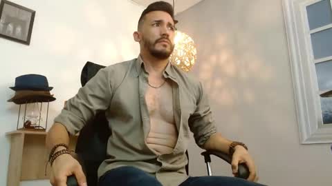   REIKO  online show from February 2025 09:31:01 PM