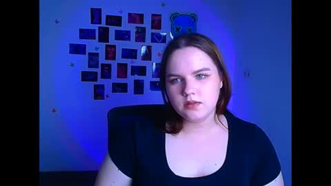 Reina online show from March 2026 07:03:02 AM