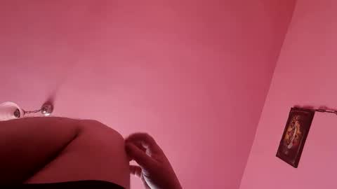 Snapshot of remus60 chatting on February 2025 01:01:01 PM remus60 online show from February 2025 01:01:01 PM