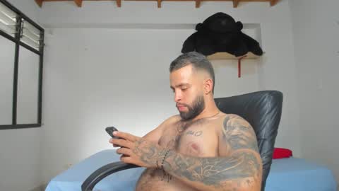 Snapshot of remy_sten chatting on January 2025 08:48:02 PM Rmy Steen online show from January 2025 08:48:02 PM