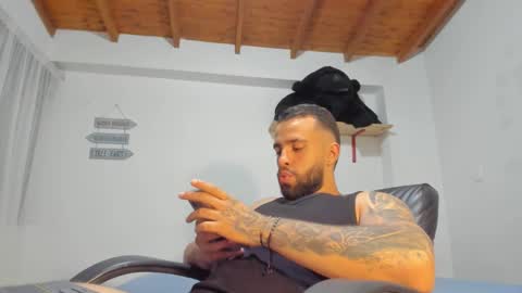 Snapshot of remy_sten chatting on February 2025 12:38:02 AM Rmy Steen online show from February 2025 12:38:02 AM