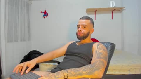 Snapshot of remy_sten chatting on September 2025 01:16:02 AM Rmy Steen online show from September 2025 01:16:02 AM