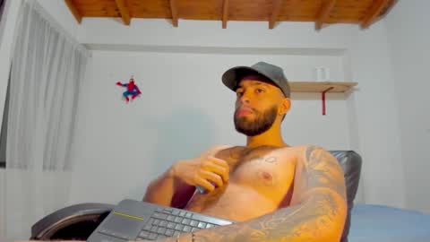 Snapshot of remy_sten chatting on October 2025 01:05:02 AM Rmy Steen online show from October 2025 01:05:02 AM