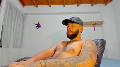 Snapshot of remy_sten chatting on October 2025 10:41:01 PM Rmy Steen online show from October 2025 10:41:01 PM