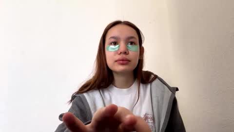 Snapshot of renaebobsin chatting on February 2026 05:08:02 AM Katerina online show from February 2026 05:08:02 AM