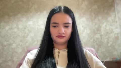 Renata online show from October 2025 11:09:01 AM