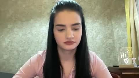 Renata online show from October 2025 09:43:02 AM