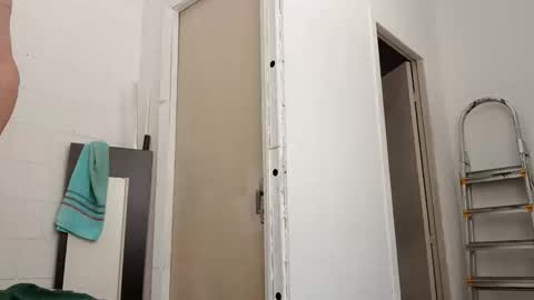 renatocavedon1 online show from December 2025 03:20:01 PM