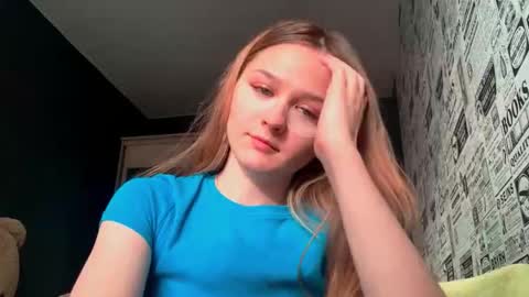 Sasha online show from October 2025 04:43:01 AM