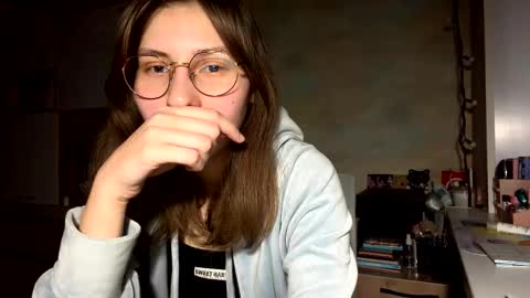 Snapshot of renayreisdorf chatting on February 2026 04:34:02 PM Mia online show from February 2026 04:34:02 PM