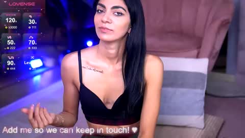 Snapshot of reneevoss chatting on October 2025 03:51:02 AM Rena online show from October 2025 03:51:02 AM