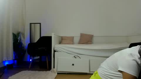 Rena online show from February 2026 05:03:01 AM