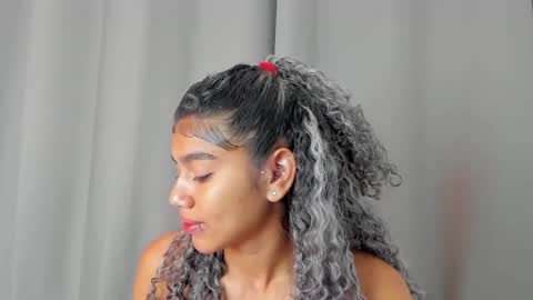 Snapshot of rennatta_sx chatting on December 2024 10:57:01 AM Renata online show from December 2024 10:57:01 AM