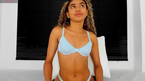 Snapshot of rennatta_sx chatting on September 2025 11:56:02 AM Renata online show from September 2025 11:56:02 AM