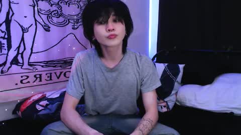 Snapshot of rennuts chatting on February 2025 01:08:02 PM rennuts online show from February 2025 01:08:02 PM