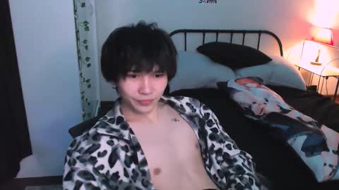 Snapshot of rennuts chatting on October 2025 02:04:01 PM rennuts online show from October 2025 02:04:01 PM