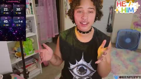 Snapshot of renpuppy chatting on November 2025 06:02:02 AM REN online show from November 2025 06:02:02 AM