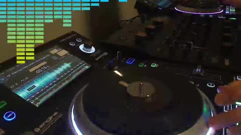 GearPorn online show from November 2025 10:41:02 PM