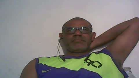 Snapshot of retlam37 chatting on January 2025 06:55:02 AM Walter online show from January 2025 06:55:02 AM