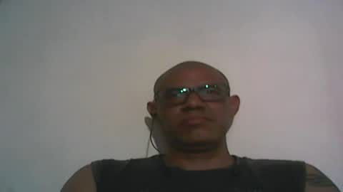 Snapshot of retlam37 chatting on January 2025 07:07:01 AM Walter online show from January 2025 07:07:01 AM