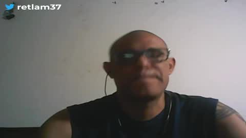 Snapshot of retlam37 chatting on January 2025 05:15:02 AM Walter online show from January 2025 05:15:02 AM