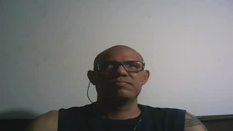 Snapshot of retlam37 chatting on January 2025 04:37:02 AM Walter online show from January 2025 04:37:02 AM