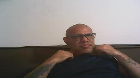 Snapshot of retlam37 chatting on January 2025 07:18:01 PM Walter online show from January 2025 07:18:01 PM