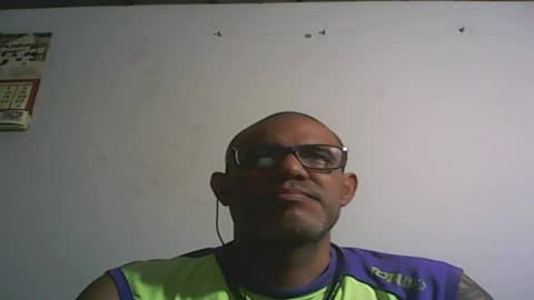 Snapshot of retlam37 chatting on February 2025 05:18:02 AM Walter online show from February 2025 05:18:02 AM