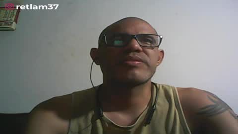 Snapshot of retlam37 chatting on February 2025 07:48:01 AM Walter online show from February 2025 07:48:01 AM