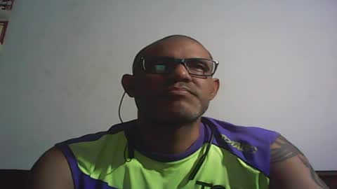 Snapshot of retlam37 chatting on February 2025 06:15:02 AM Walter online show from February 2025 06:15:02 AM