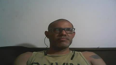 Snapshot of retlam37 chatting on February 2025 09:58:01 PM Walter online show from February 2025 09:58:01 PM