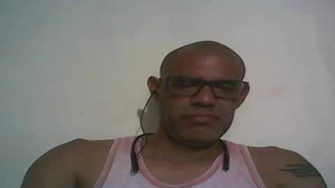 Snapshot of retlam37 chatting on February 2025 04:39:02 AM Walter online show from February 2025 04:39:02 AM