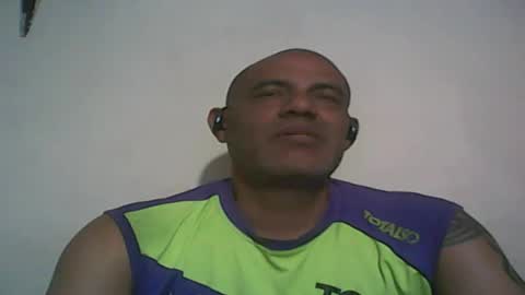 Snapshot of retlam37 chatting on September 2025 04:59:02 AM Walter online show from September 2025 04:59:02 AM