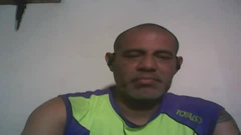 Snapshot of retlam37 chatting on October 2025 05:38:02 AM Walter online show from October 2025 05:38:02 AM