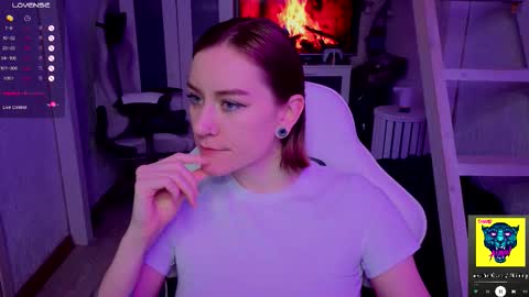 Snapshot of retromarie chatting on November 2025 11:36:02 PM Rie online show from November 2025 11:36:02 PM