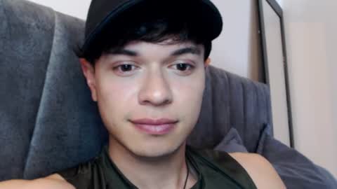 Snapshot of rexbunnybody chatting on June 2026 04:28:02 PM Rex online show from June 2026 04:28:02 PM
