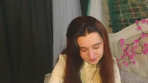 reynaedge online show from May 2026 08:00:02 AM