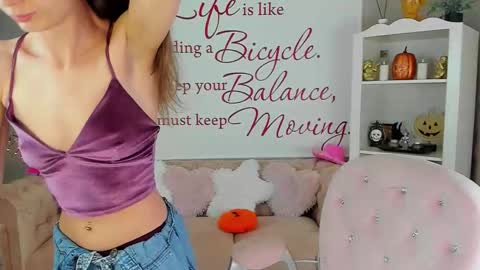   online show from November 2025 05:35:02 PM