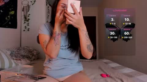 Snapshot of reyniri chatting on July 2026 03:14:02 PM Rein online show from July 2026 03:14:02 PM