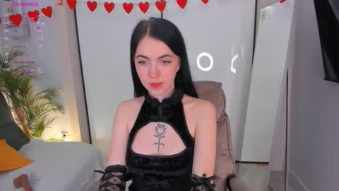 Snapshot of reze_daisies chatting on February 2026 07:32:01 PM Reze online show from February 2026 07:32:01 PM