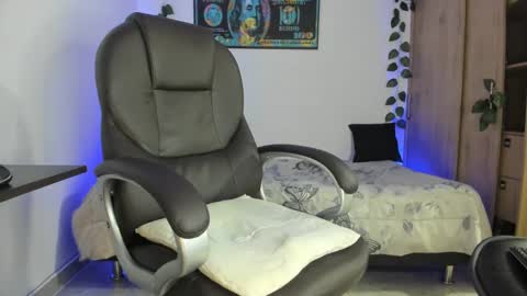 Snapshot of riancum chatting on February 2025 08:19:02 AM juan online show from February 2025 08:19:02 AM